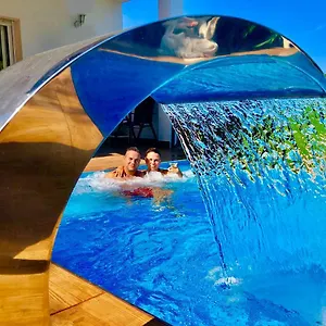 Séjour chez l'habitant Pintoresca Habitacion, Piscina Climatizado Y Sauna